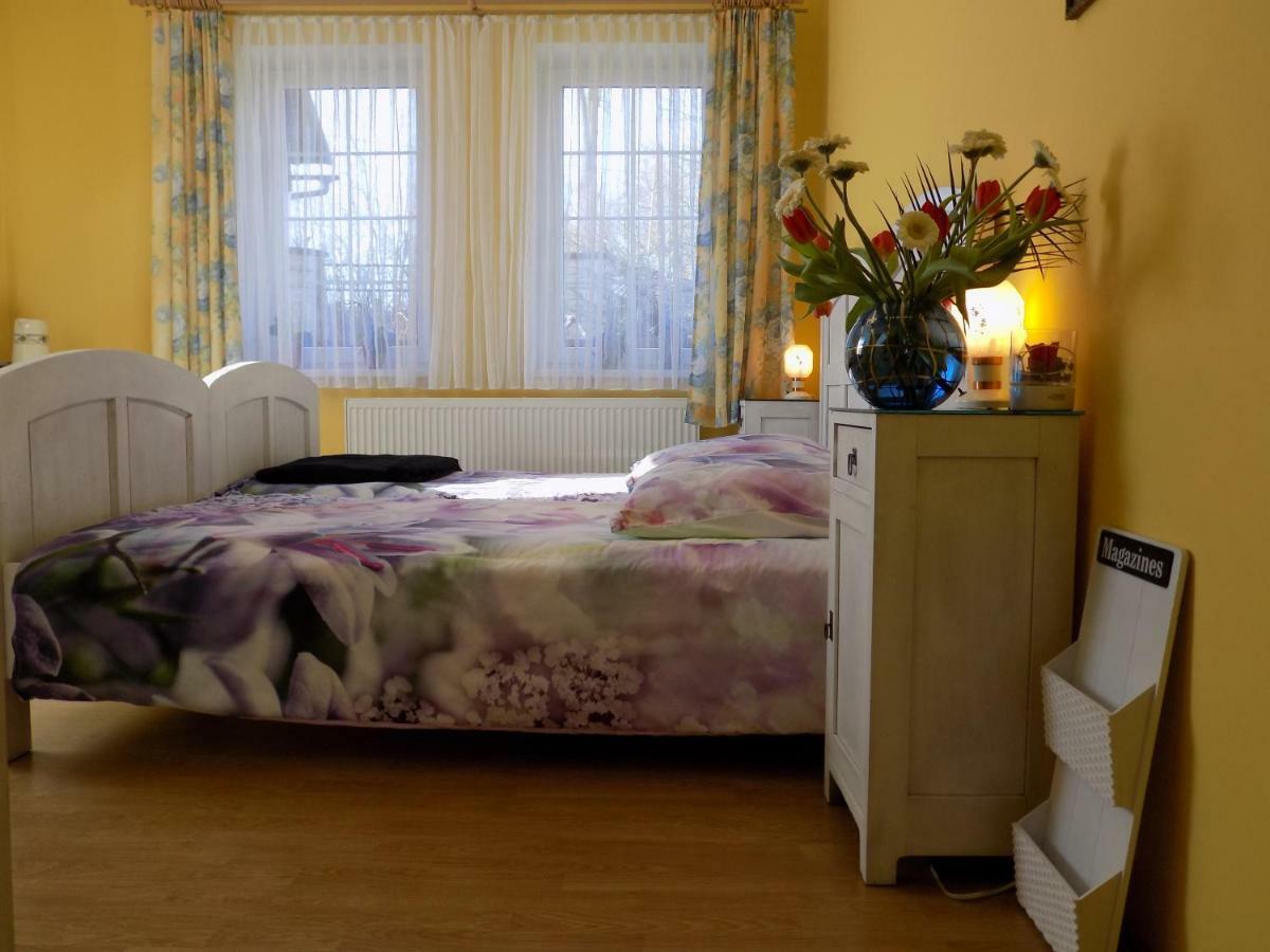 Rovensko pod TroskamiLandhaus Florianアパートメント エクステリア 写真